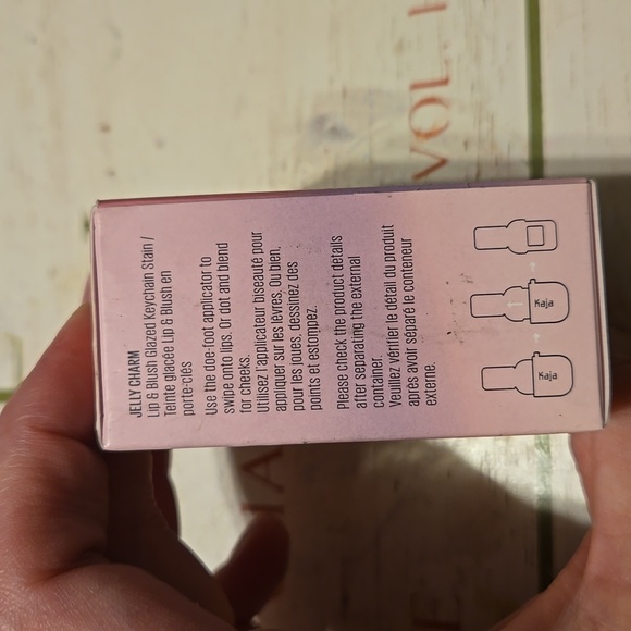 Kaja Jelly Charm Lip & Blush Glazed Keychain Stain - Cherry Spritz - Picture 3 of 6